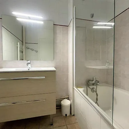 Pour 6 Pers, 38m², Balcon Sud, Au Pied Des Pistes, Les Menuires Croisette - Fr-1-452-179 Apartment